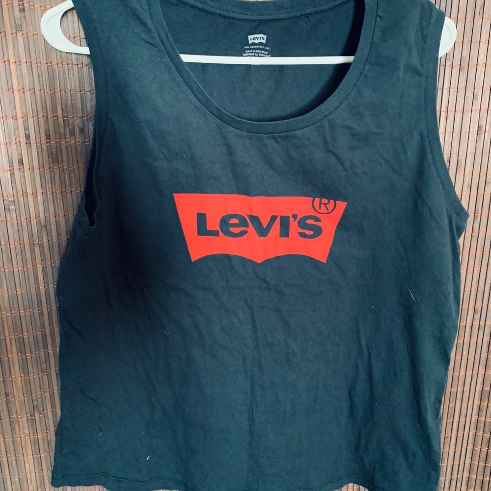 Levi’s never used